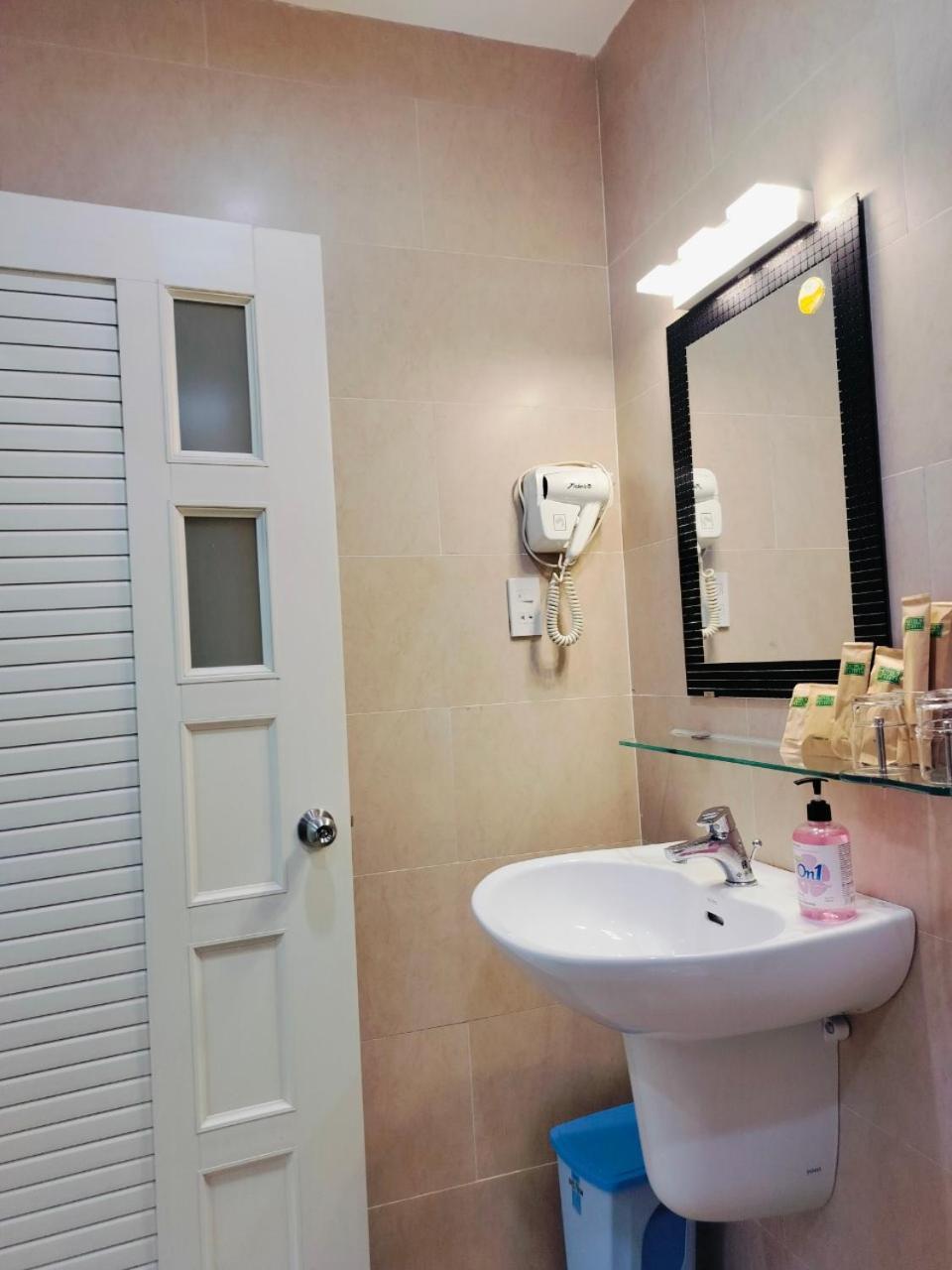 Adventure Hotel Ho Şi Min Dış mekan fotoğraf